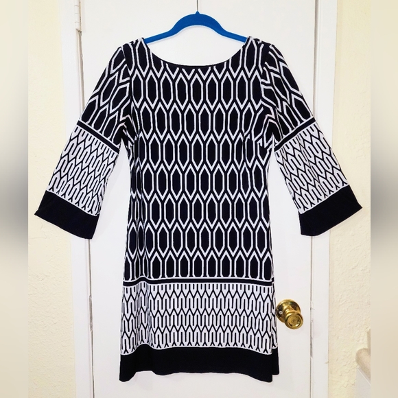 ENFOCUS Petite size8P Black & White Geometric Print Midi Dress w/ 3/4 Sleeves - Picture 2 of 7